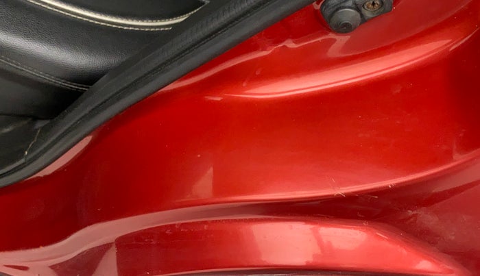 2019 Maruti Vitara Brezza ZDI, Diesel, Manual, 1,02,511 km, Left C pillar - Minor scratches