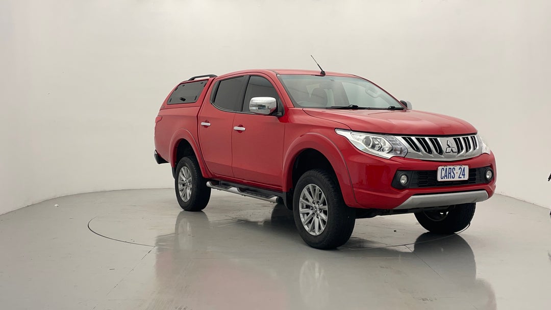 Right Front Diagonal (45- Degree) View