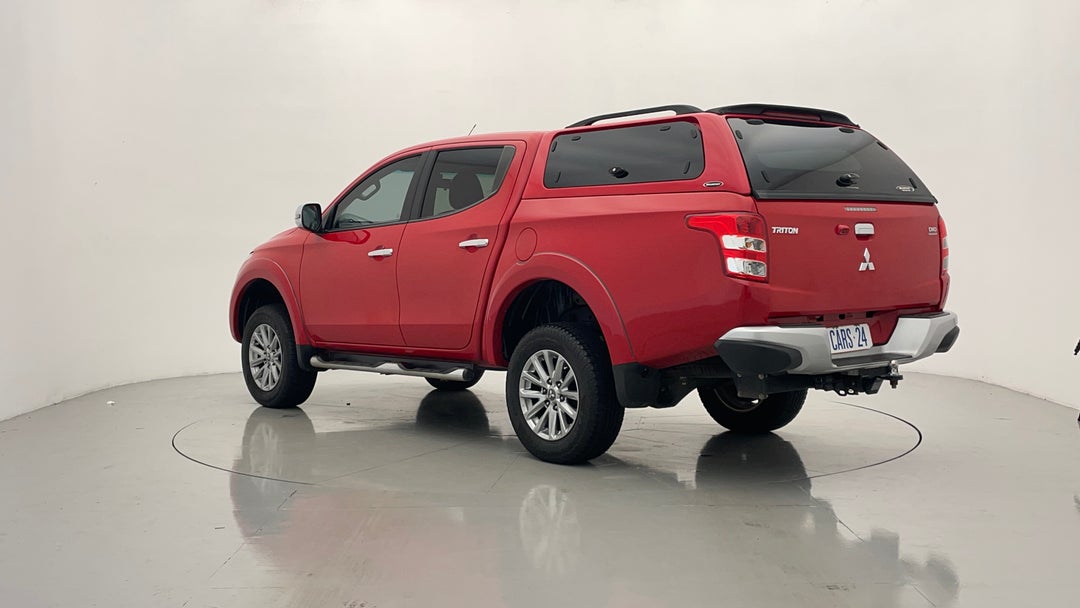 Left Back Diagonal (45- Degree) View