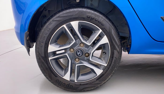 2019 Tata Tiago XZ+ 1.2 Revotron, Petrol, Manual, 26,132 km, Right Rear Wheel