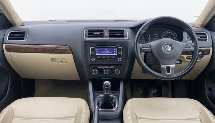 2013 Volkswagen Jetta COMFORTLINE TSI, Petrol, Manual, 1,09,357 km, Dashboard