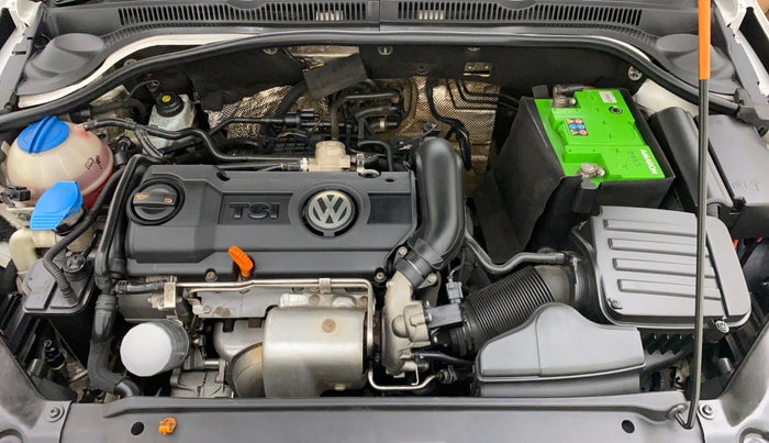 2013 Volkswagen Jetta COMFORTLINE TSI, Petrol, Manual, 1,09,357 km, Open Bonet