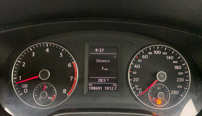 2013 Volkswagen Jetta COMFORTLINE TSI, Petrol, Manual, 1,09,054 km, Odometer Image