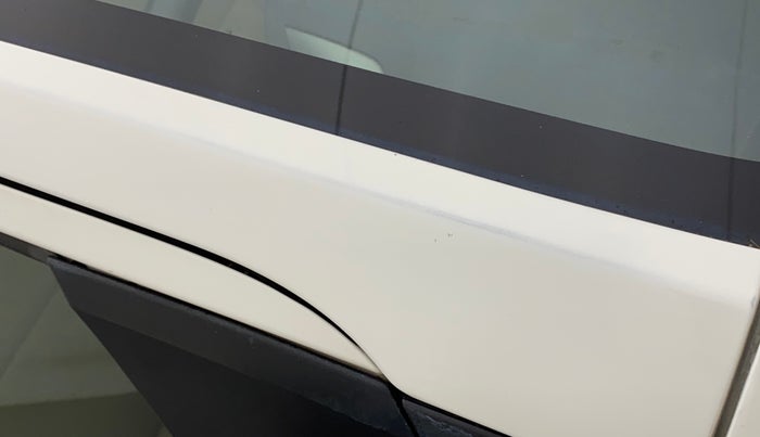 2015 Honda City 1.5L I-VTEC SV, Petrol, Manual, 97,657 km, Right A pillar - Paint is slightly faded
