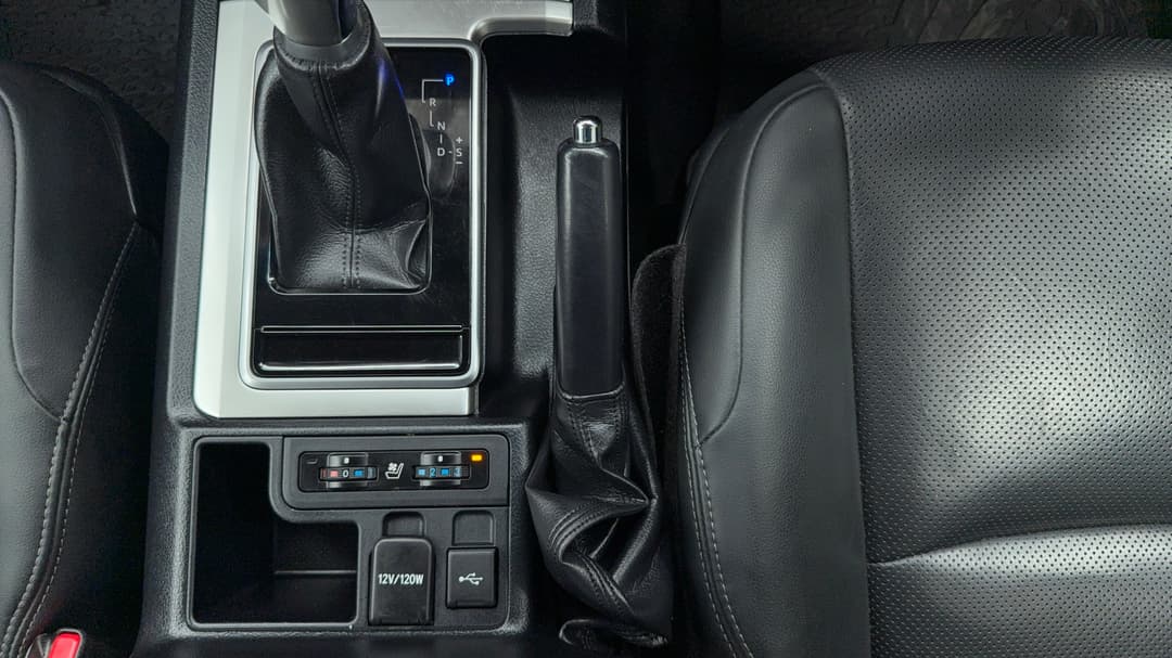 2022 Toyota Landcruiser Prado Gxl, Automatic, 39386 km, Handbrake