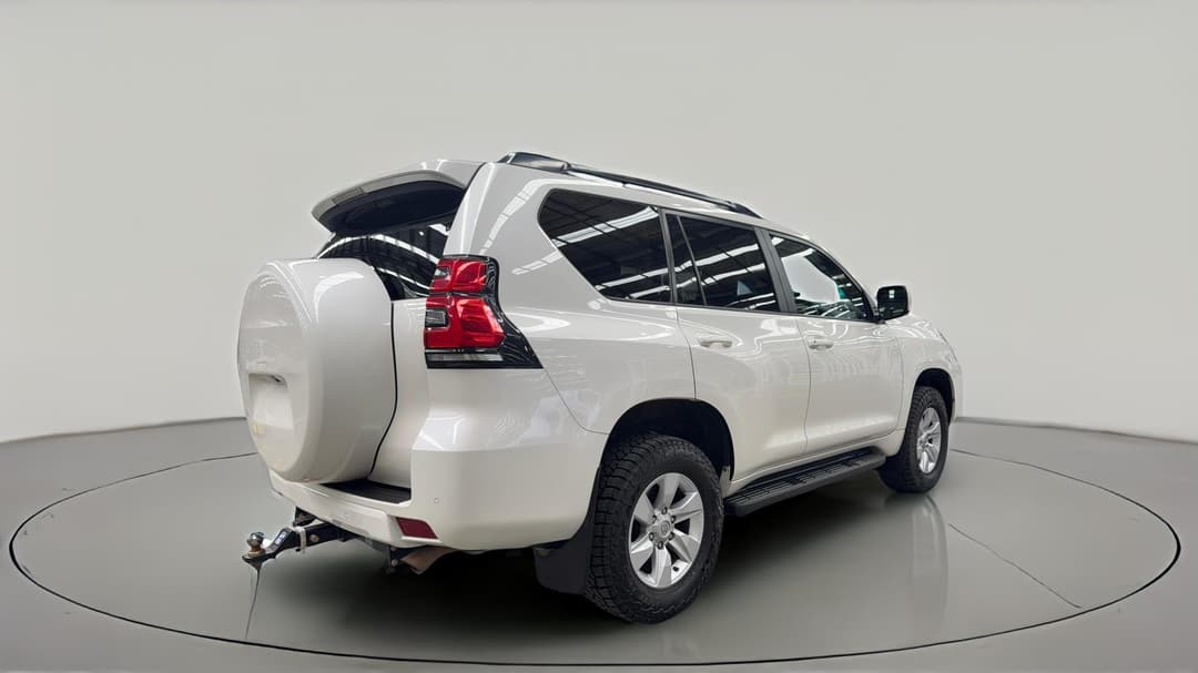 2022 Toyota Landcruiser Prado Gxl, Automatic, 39386 km, Right Back Diagonal (45- Degree) View