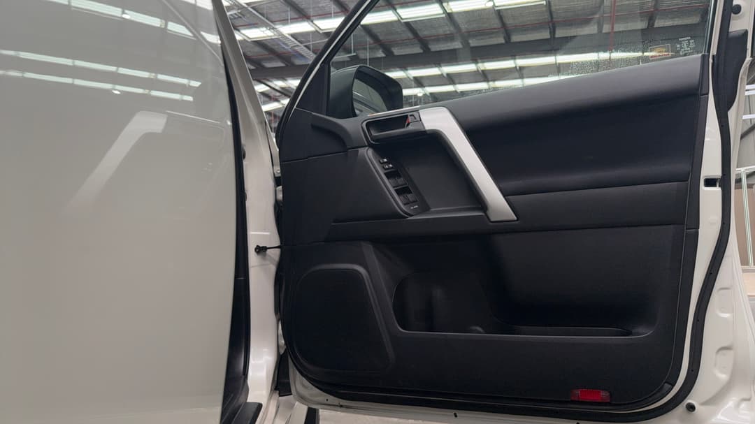 2022 Toyota Landcruiser Prado Gxl, Automatic, 39386 km, Speaker View