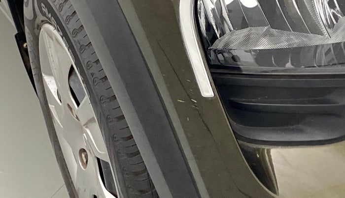 2020 Renault Kwid 1.0 RXT Opt, Petrol, Manual, 13,962 km, Front bumper - Minor scratches