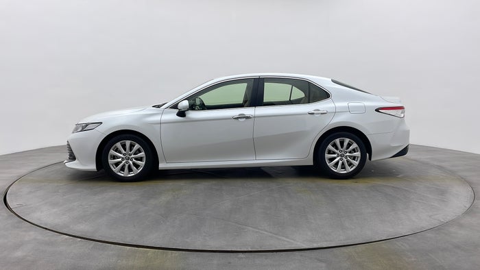 Toyota Camry-Left Side View