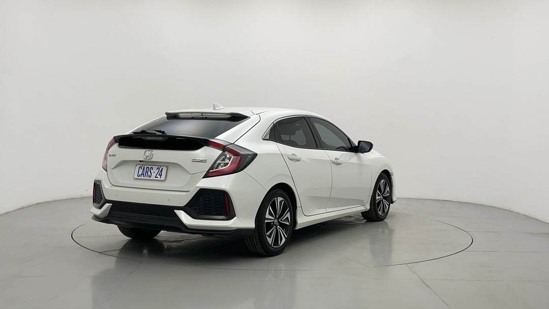 Right Back Diagonal (45- Degree) View