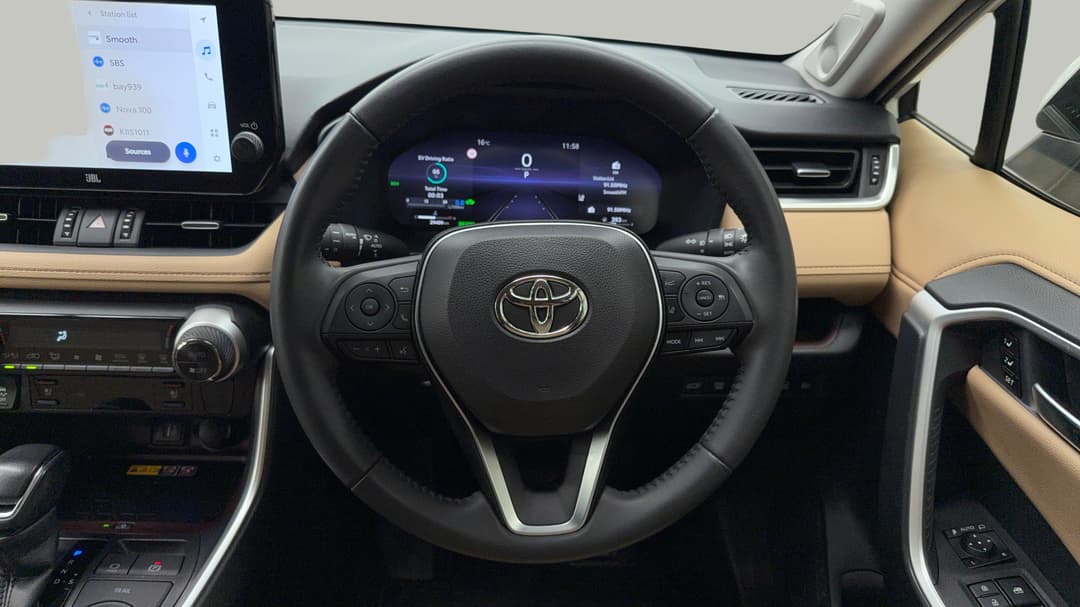 2024 Toyota RAV4 Cruiser (AWD) Hybrid, Automatic, 29409 km, Steering Wheel Close-up