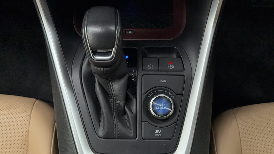 2024 Toyota RAV4 Cruiser (AWD) Hybrid, Automatic, 29409 km, Gear Lever 