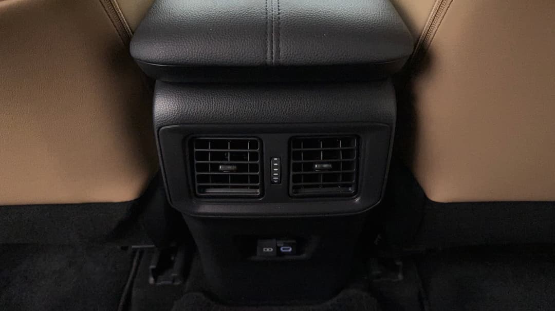 2024 Toyota RAV4 Cruiser (AWD) Hybrid, Automatic, 29409 km, Rear A/C Vent