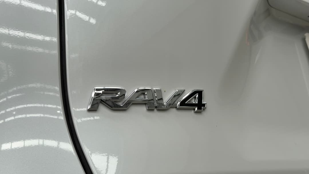 2024 Toyota RAV4 Cruiser (AWD) Hybrid, Automatic, 29409 km, Badge (Boot Left Side)
