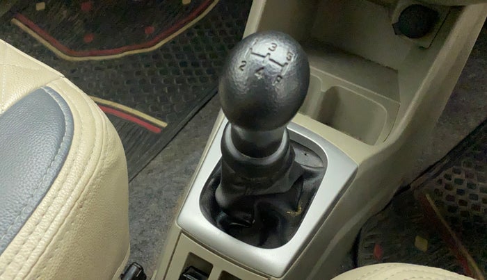 2018 Maruti Alto K10 VXI, Petrol, Manual, 24,278 km, Gear lever - Boot Cover minor damage