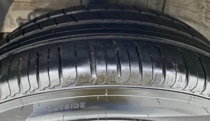 2019 Hyundai Elite i20 1.2 SPORTS PLUS VTVT, Petrol, Manual, 20,258 km, Right Rear Tyre Tread