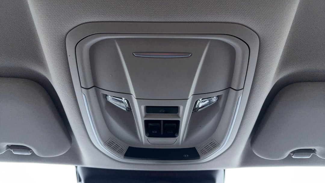 On-Roof Controls/Sunglass holder