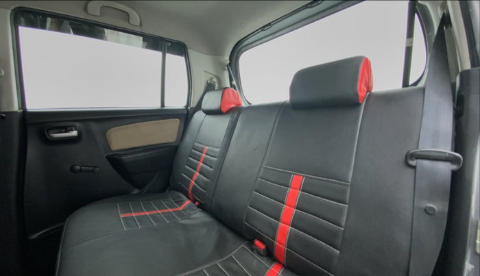 2018 Maruti Wagon R 1.0 LXI, Petrol, Manual, 18,933 km, Right Side Rear Door Cabin