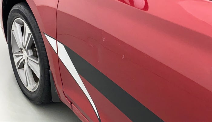 2019 Hyundai Verna 1.6 SX VTVT (O), Petrol, Manual, 32,226 km, Front passenger door - Slightly dented