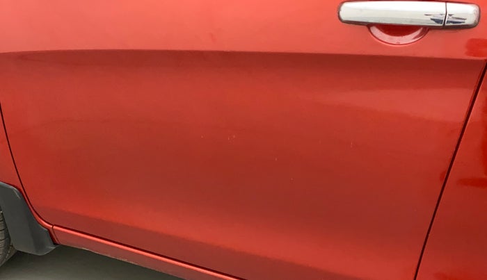 2017 Maruti Celerio VXI AMT, Petrol, Automatic, 80,369 km, Front passenger door - Minor scratches