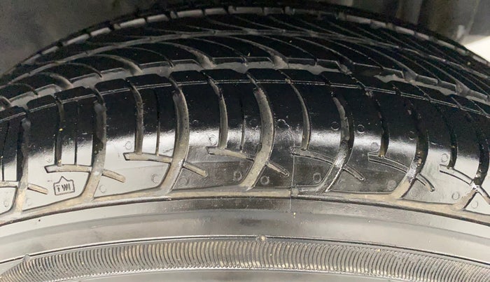 2018 Datsun Go T, Petrol, Manual, 53,462 km, Left Rear Tyre Tread