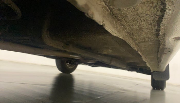 2014 Hyundai Xcent S (O) 1.2, Petrol, Manual, 20,179 km, Right Side Underbody