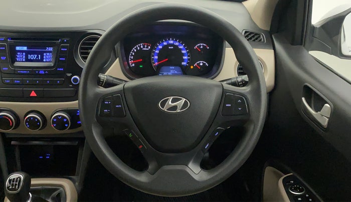 2014 Hyundai Xcent S (O) 1.2, Petrol, Manual, 20,179 km, Steering Wheel Close Up