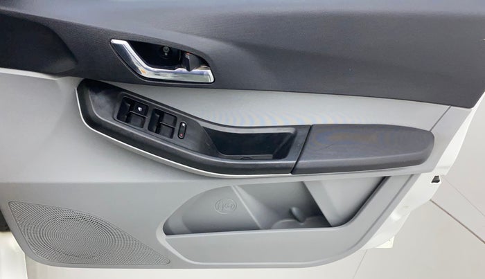 2021 Tata Tiago XZ PLUS PETROL, Petrol, Manual, 28,091 km, Driver Side Door Panels Control