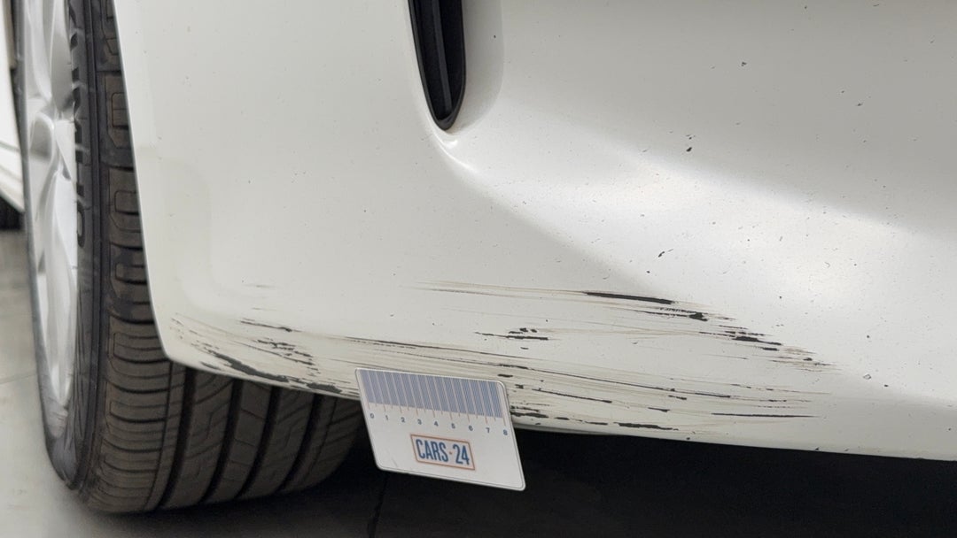 Bumper Front Scratch