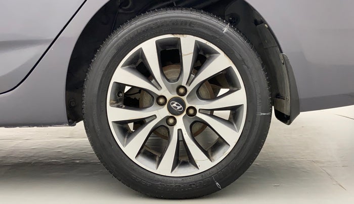 2016 Hyundai Verna FLUIDIC 1.6 VTVT SX AT, Petrol, Automatic, 76,235 km, Left Rear Wheel