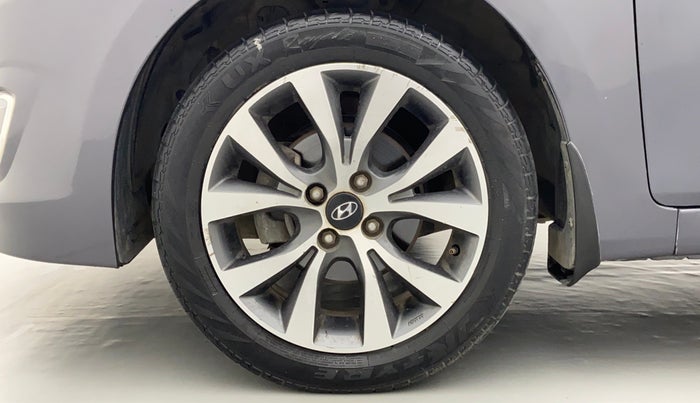 2016 Hyundai Verna FLUIDIC 1.6 VTVT SX AT, Petrol, Automatic, 76,235 km, Left Front Wheel