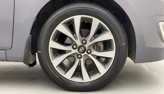 2016 Hyundai Verna FLUIDIC 1.6 VTVT SX AT, Petrol, Automatic, 76,235 km, Right Front Wheel