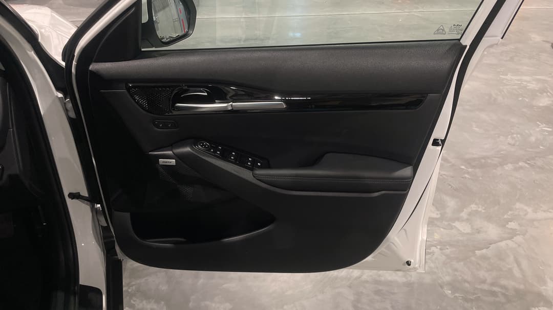 2025 Kia Seltos Gt-line (AWD) (sunroof), Automatic, 669 km, Speaker View
