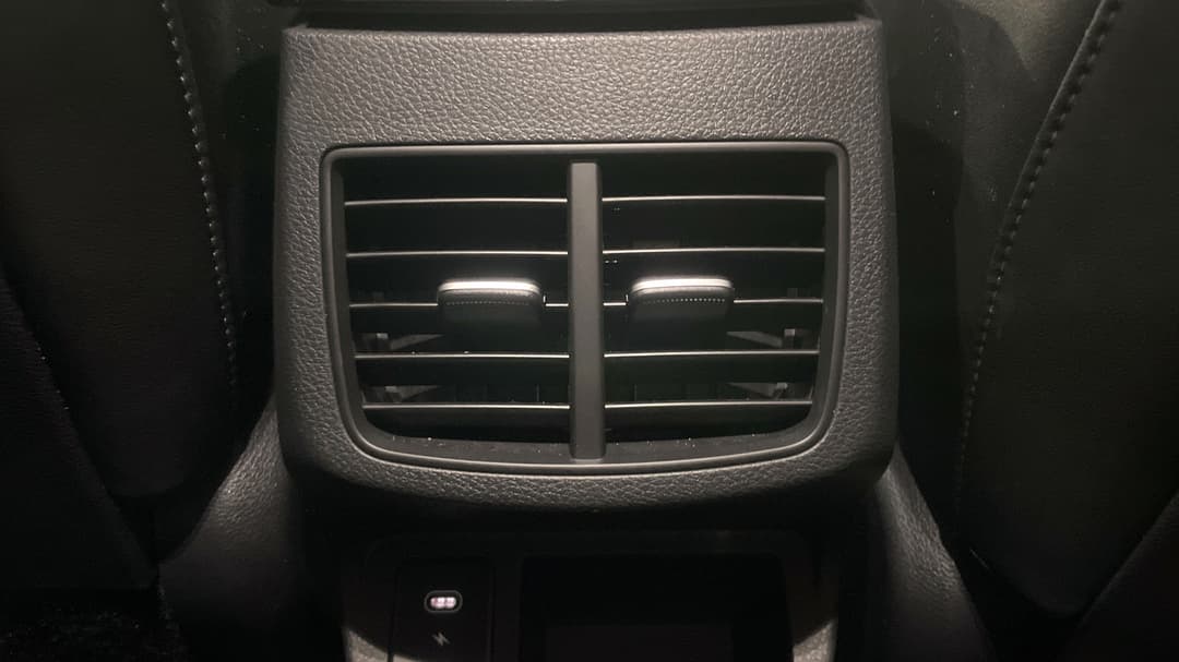 2025 Kia Seltos Gt-line (AWD) (sunroof), Automatic, 669 km, Rear A/C Vent