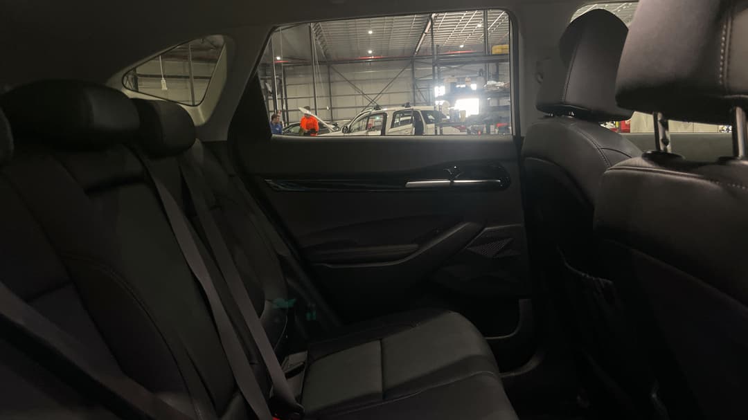 2025 Kia Seltos Gt-line (AWD) (sunroof), Automatic, 669 km, Right Side Rear Door Cabin View
