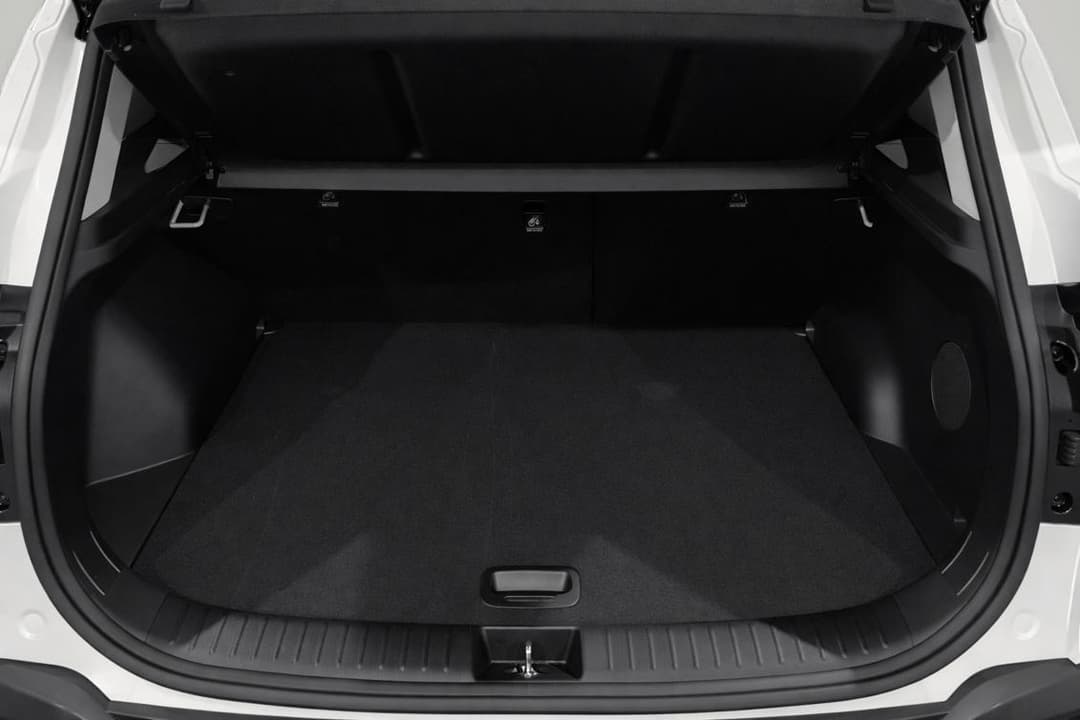 2025 Kia Seltos Gt-line (AWD) (sunroof), Automatic, 669 km, Boot Inside View