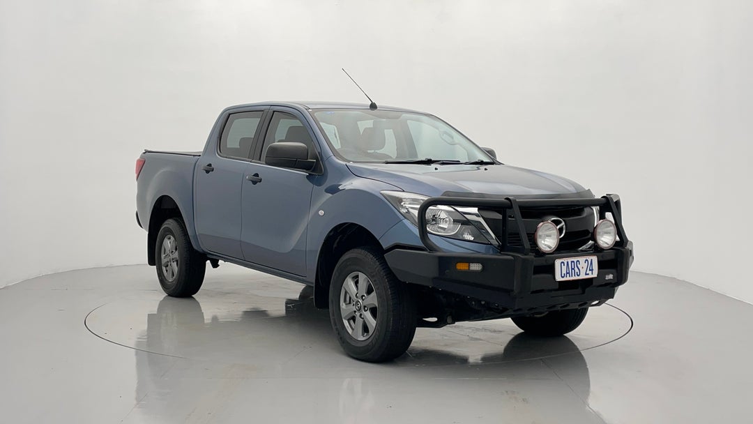 Right Front Diagonal (45- Degree) View