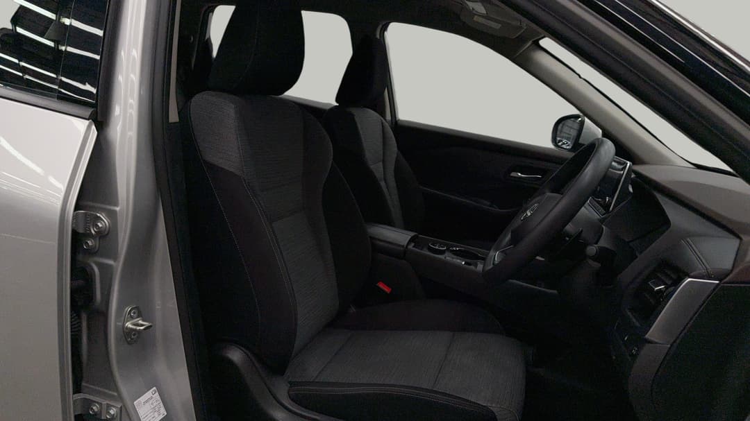 2024 Nissan X-trail St (4WD) 7 Seat, Automatic, 30275 km, Right Side Front Door Cabin View