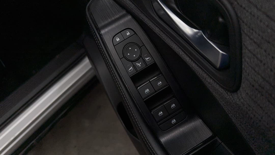 2024 Nissan X-trail St (4WD) 7 Seat, Automatic, 30275 km, Drivers Side Door Panel Controls