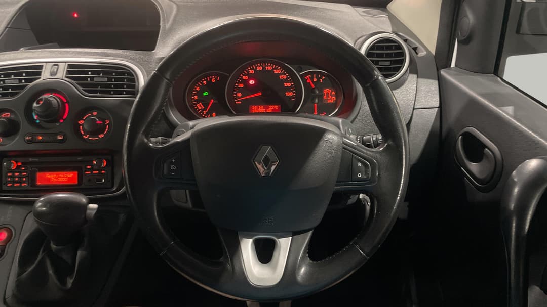 2021 Renault Kangoo Compact 1.2, Automatic, 104353 km, Steering Wheel Close-up