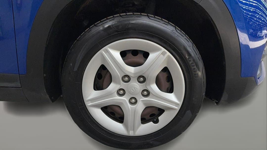 2020 Kia Seltos S (FWD) With Safety Pack, Automatic, 87184 km, Right Front Wheel