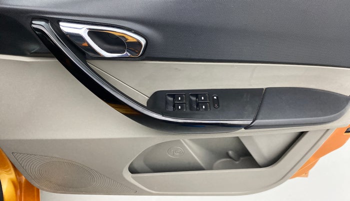 2016 Tata Tiago XZ 1.2 REVOTRON, Petrol, Manual, 33,848 km, Driver Side Door Panels Control