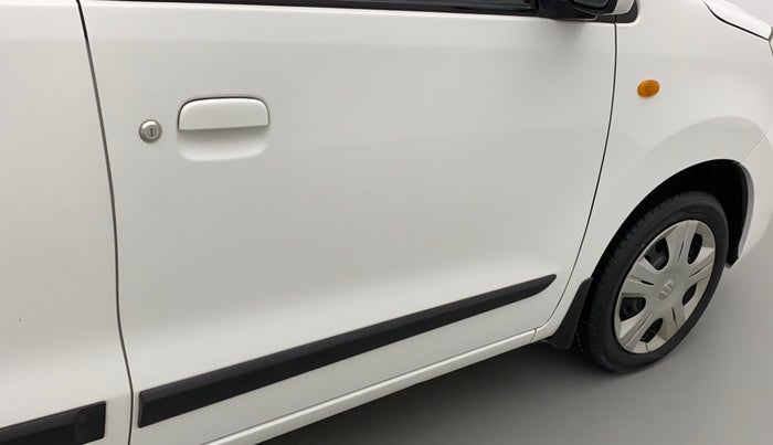 2017 Maruti Wagon R 1.0 VXI, Petrol, Manual, 31,574 km, Driver-side door - Slightly dented