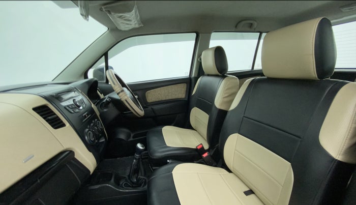 2017 Maruti Wagon R 1.0 VXI, Petrol, Manual, 31,574 km, Right Side Front Door Cabin