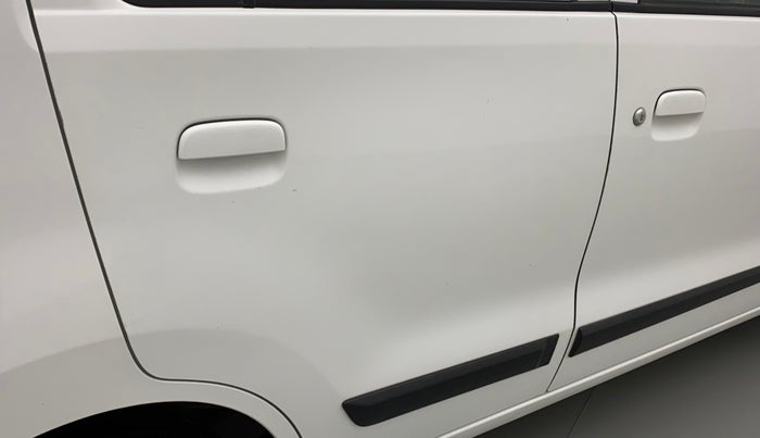 2017 Maruti Wagon R 1.0 VXI, Petrol, Manual, 31,574 km, Right rear door - Slightly rusted
