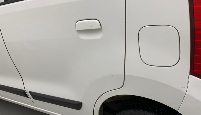 2017 Maruti Wagon R 1.0 VXI, Petrol, Manual, 31,574 km, Left quarter panel - Minor scratches