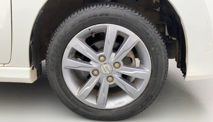 2014 Maruti Wagon R Stingray VXI, Petrol, Manual, 29,853 km, Right Front Wheel