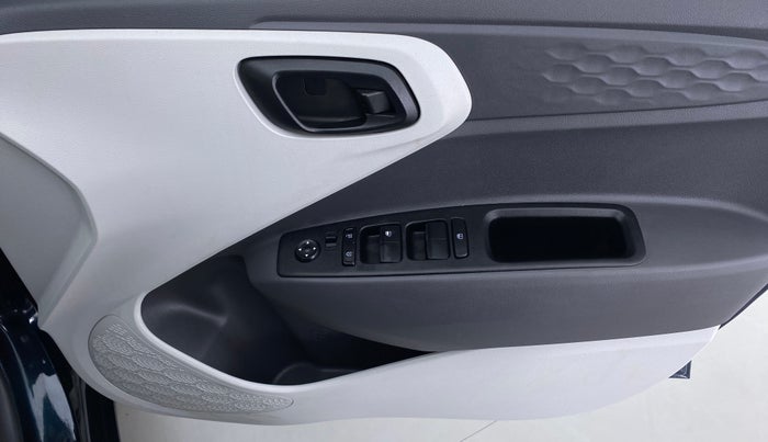 2021 Hyundai GRAND I10 NIOS MAGNA 1.2 MT, Petrol, Manual, 1,815 km, Driver Side Door Panels Control
