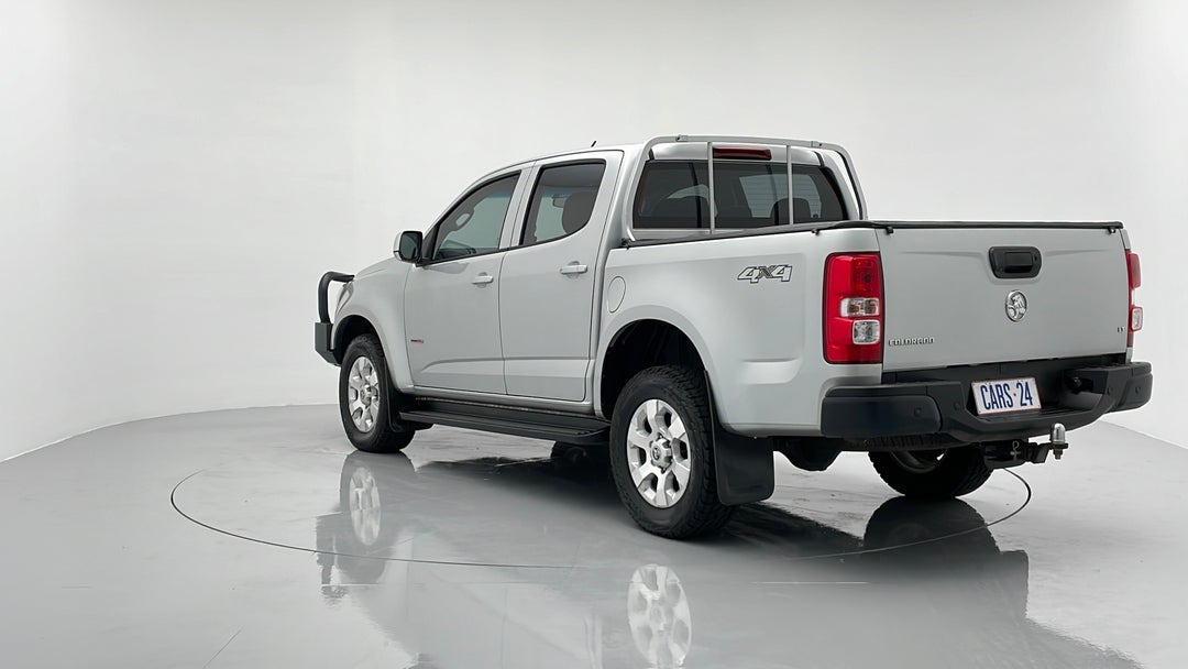 Left Back Diagonal (45- Degree) View