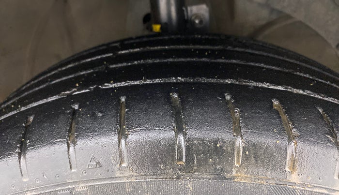 2019 Maruti Baleno ALPHA PETROL 1.2, Petrol, Manual, 73,566 km, Right Front Tyre Tread